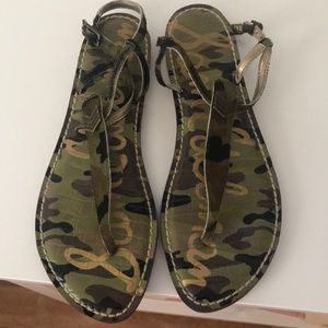 Sam Edelman camo sandals